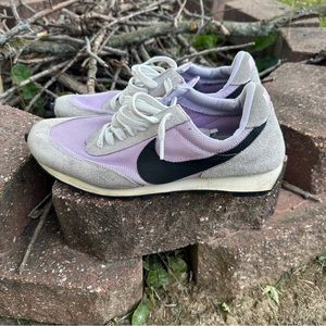 Nike Waffle Run Tennis Shoe